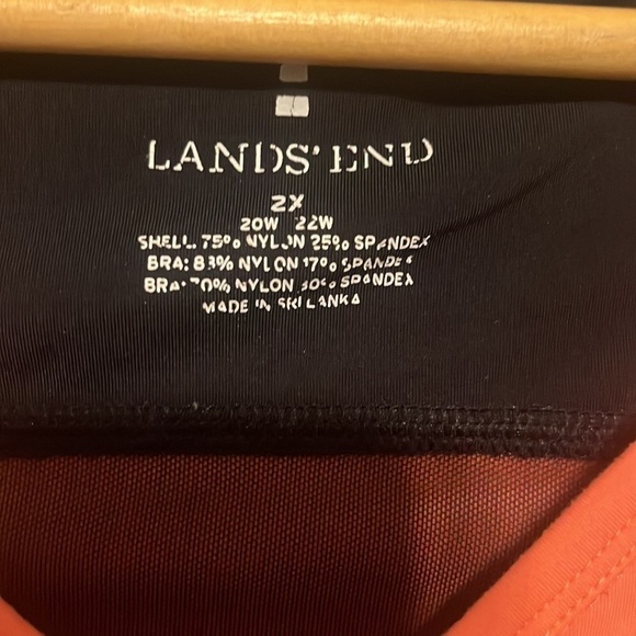 Lands' End Women Active Gym Yoga Tank Top - Picture 7 of 8